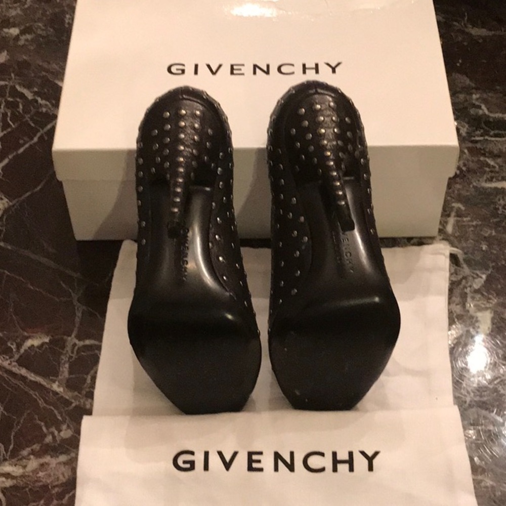 👑HOST PICK👑 Givenchy Kidskin Stilettos - Picture 5 of 8